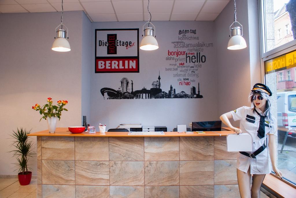 Hostel Die Etage East Berlin Exteriör bild