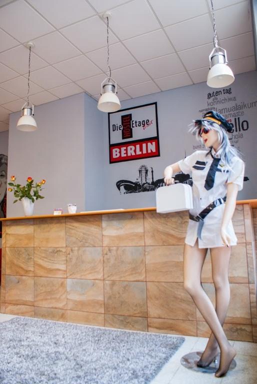 Hostel Die Etage East Berlin Exteriör bild